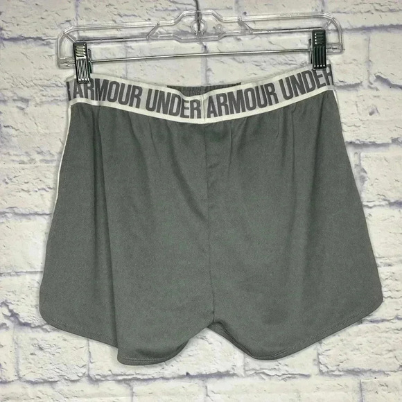 Under Armor Athletic Shorts - Picture 3 of 5